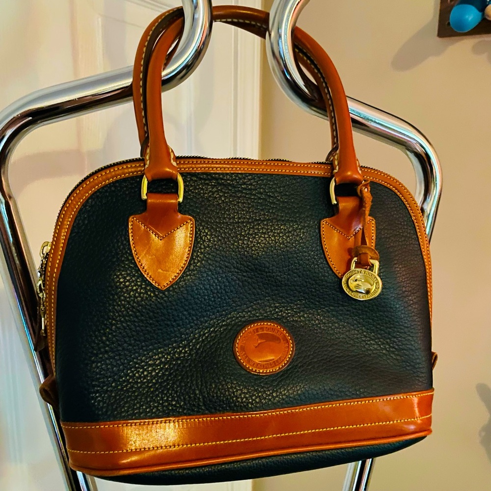 Vintage Dooney and Bourke Peebled Leather Bucket Purse Handbag